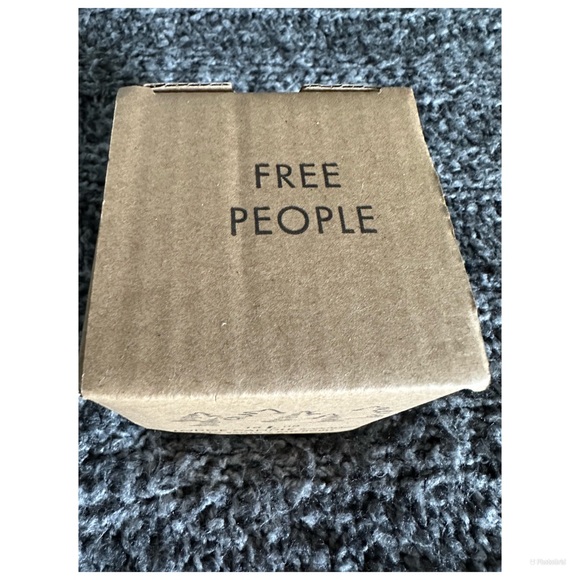 Free People 1809 Collection Candle Lodge - NWT - Picture 6 of 10